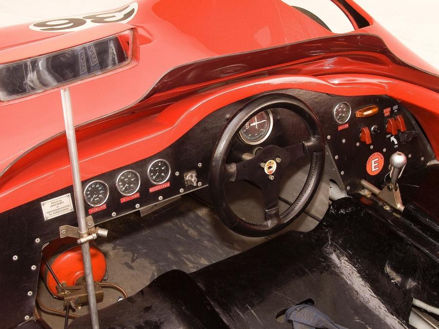  McLaren M1C 1967 года  (фото 2 из 2)